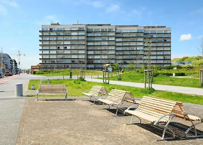 Astrid 703 With Seaview By Interhome Appartement