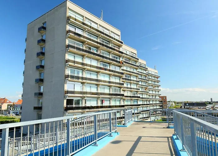 Astrid 703 With Seaview By Interhome Appartement *