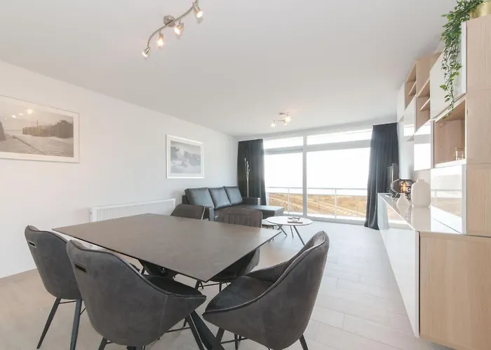 Astrid 703 With Seaview By Interhome Appartement