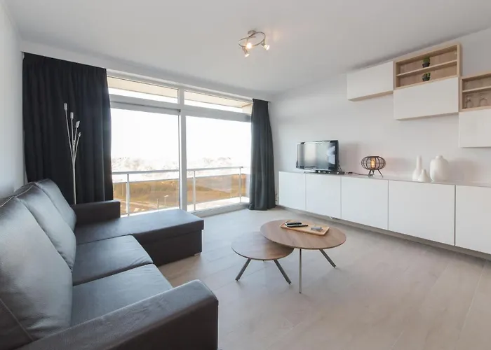 Astrid 703 With Seaview By Interhome Appartement